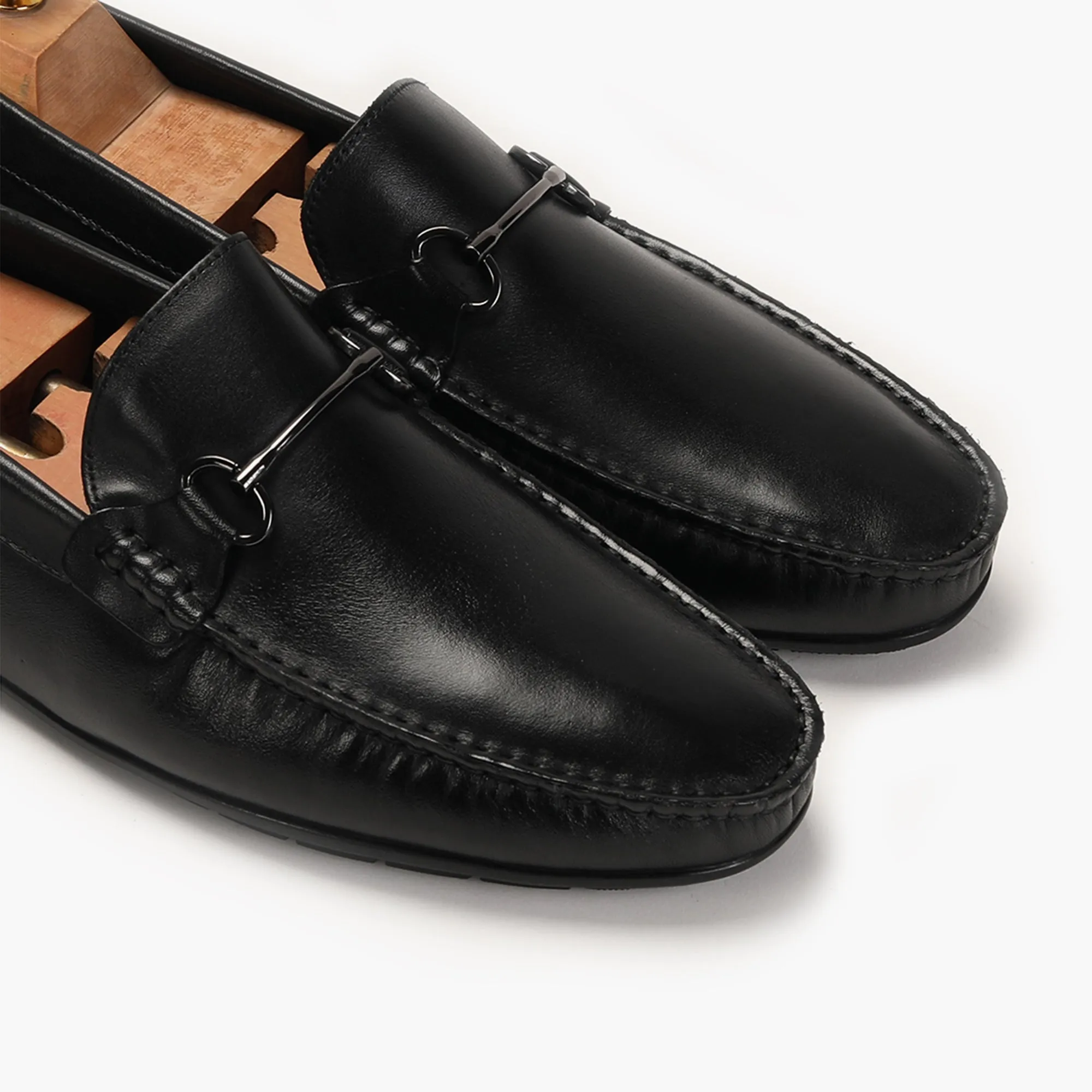 Bit Detailed Burnished Leather Loafers