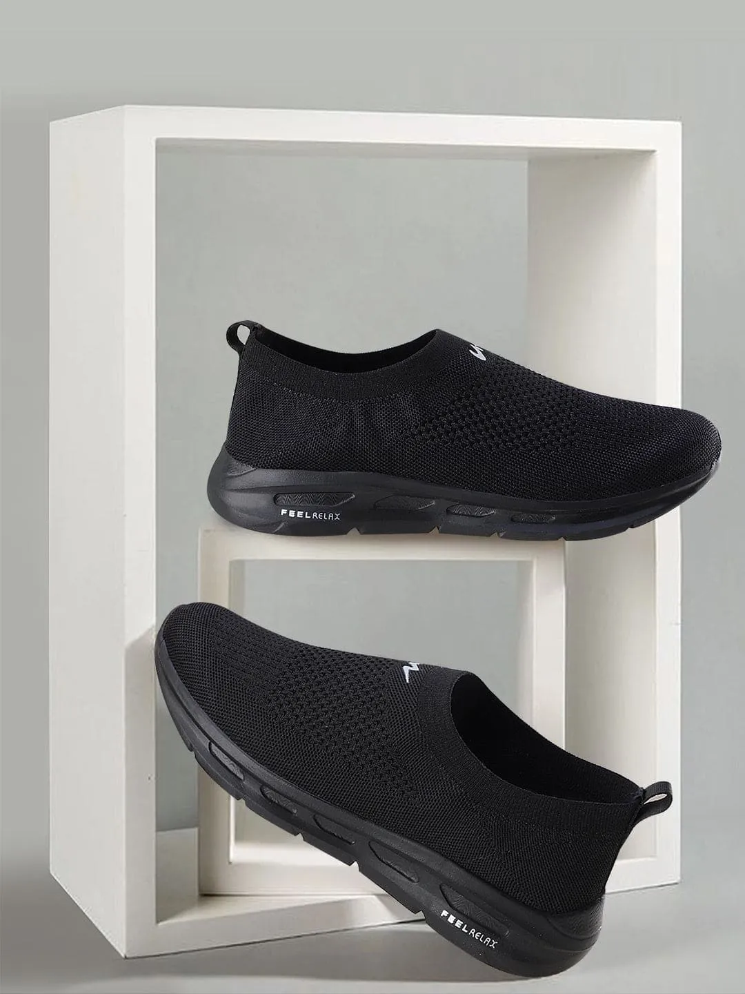 KING PRO Black Men's Walking Shoes