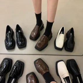 Maija Minimalist Platform Penny Loafers